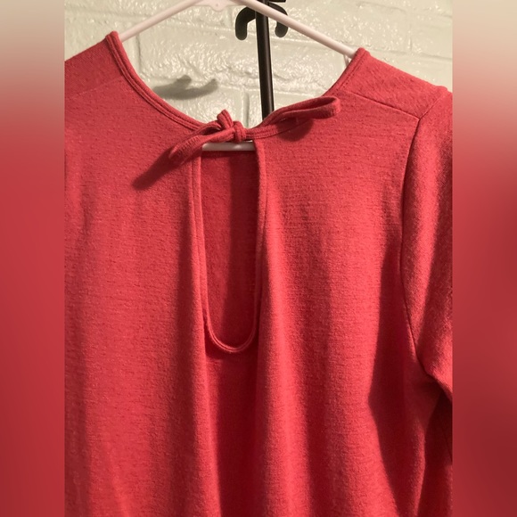 Gap Maternity Coral Blouse Size Medium - Picture 3 of 3